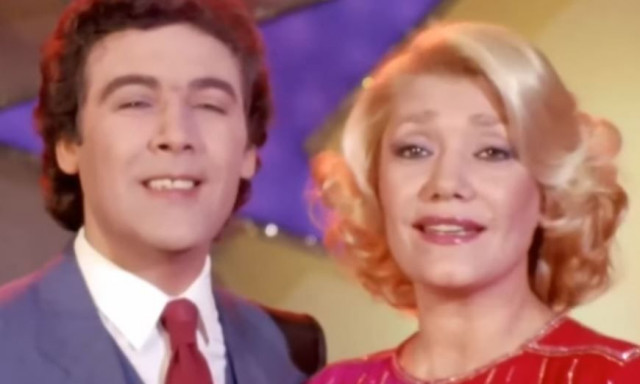 Μαρινέλλα: Η σπάνια φωτογραφία από το 1976 με τον Τόλη Βοσκόπουλο και την κόρης της