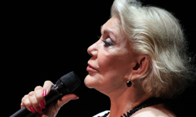 Μαρινέλλα: Σε σοκ η μοδίστρα της - «Δεν τα βλέπω καθόλου καλά τα πράγματα...»