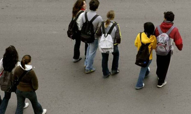 Πρόεδρος ΟΛΜΕ: «Τέλος οι σχολικές εκδρομές, μέχρι να νομοθετηθεί η προστασία μας»