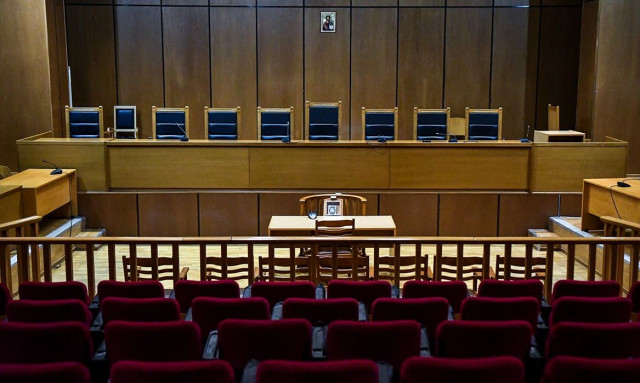 Η Ένωση Δικαστών και Εισαγγελέων κατέθεσε αίτημα επαναφοράς του 13ου και 14ου μισθού στο Δημόσιο