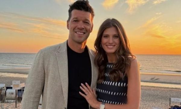 Μίκαελ Μπάλακ: Επιβεβαίωσε τη σχέση του με 24χρονη φίλη του γιου του