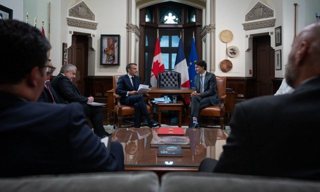 Μακρόν: Θα ήταν «λάθος» του Νετανιάχου να «απορρίψει» την πρόταση για κατάπαυση του πυρός