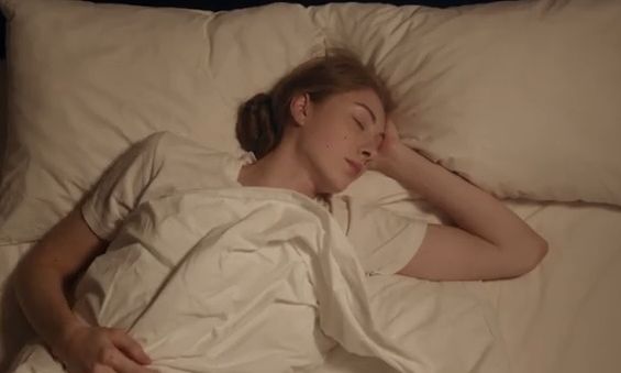 Υπνοβάτης από τα 6 της: Καθηλώνει η ιστορία της Άννας - Πώς αντιμετωπίζεται το φαινόμενο