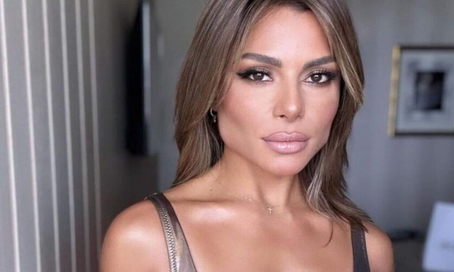 Ελευθερία Ελευθερίου: Πόζαρε με ζαρτιέρες και έβαλε «φωτιά» στο Instagram