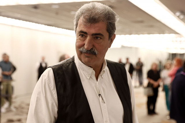 Παύλος Πολάκης: Δείτε LIVE την ομιλία του υποψηφίου προέδρου του ΣΥΡΙΖΑ στα Χανιά