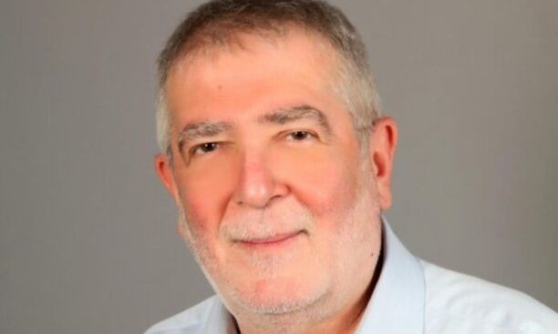 Πέθανε ο δημοσιογράφος Στέλιος Μπουφίδης