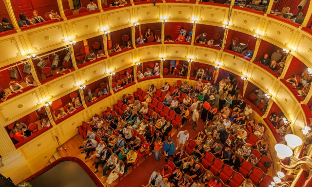 Animasyros 2024: Απονεμήθηκαν τα βραβεία στο μοναδικό θέατρο Απόλλων