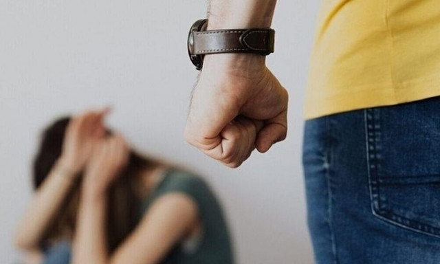 Κρήτη: 17χρονος επιτέθηκε στην μητέρα του – Το panic button την έσωσε