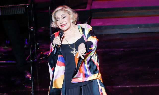 Μαρινέλλα: «Προσευχόμαστε καθημερινά, γεμίζει τις καρδιές των ανθρώπων», αναφέρει ο πνευματικός της