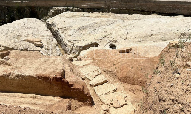 Ρέμα της Εσχατιάς: Ο αρχαιολογικός χώρος που αποκαλύφθηκε κατάντησε σκουπιδότοπος σε λίγες εβδομάδες
