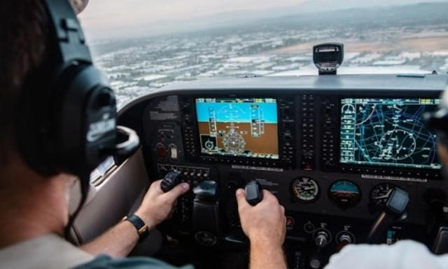 Ο λόγος για τον οποίο ορισμένες αεροπορικές εταιρείες δεν επιτρέπουν στους πιλότους να έχουν γένια