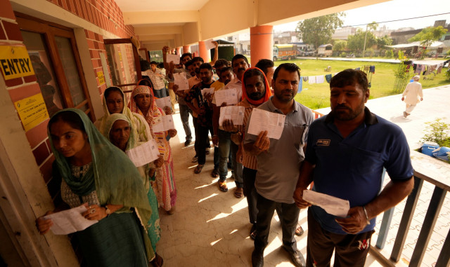 Εκλογές στο Κασμίρ: Η Ινδία επαναφέρει την έννοια της δημοκρατίας στην περιοχή