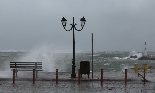 Κακοκαιρία Κασσάνδρα: Έρχεται με «άγριες» διαθέσεις -  Ισχυρές βροχές και coastal events