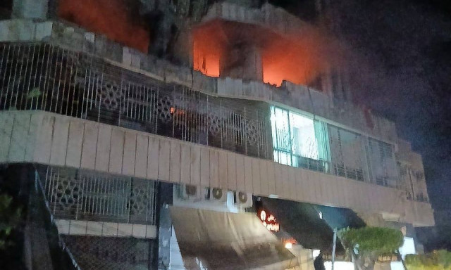 Τρεις βομβαρδισμοί του Ισραήλ σε προάστια της Βηρυτού – Στόχος το γραφείο βουλευτή της Χεζμπολάχ