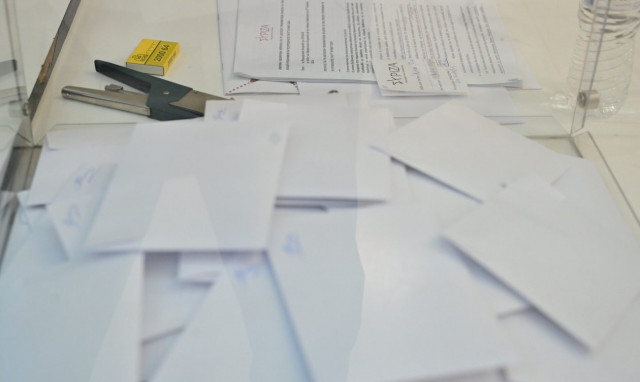 Εκλογές ΠΑΣΟΚ: 32.764 άτομα έχουν ψηφίσει μέχρι τώρα - 1.000 περισσότεροι από την πρώτη Κυριακή