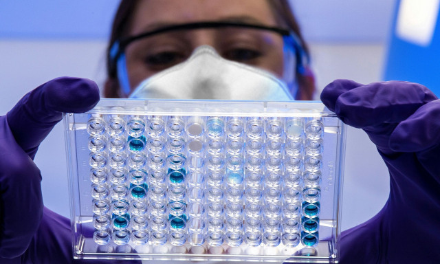 «Μάρμπουργκ»: Συναγερμός για τον θανατηφόρο ιό τύπου «Έμπολα» - Εμφανίζει συμπτώματα γρίπης