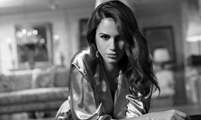 Σύλβια Παπαδάκη: Κατέθεσε μήνυση για ασέλγεια ανηλίκων σε βάρος του πατέρα των παιδιών της