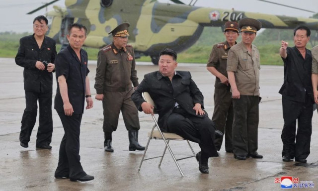 Κιμ Γιονγκ Ουν: H Βόρεια Κορέα θα χρησιμοποιήσει «χωρίς δισταγμό» πυρηνικά όπλα