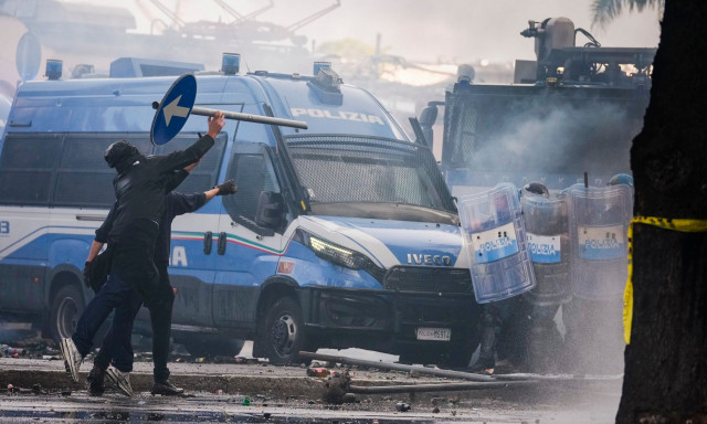 Ρώμη: Χιλιάδες διαδηλωτές υπέρ των Παλαιστινίων σε απαγορευμένη κινητοποίηση