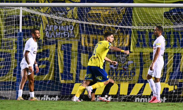 Παναιτωλικός – ΑΕΚ 1-0: Πισωγύρισμα στο Αγρίνιο, με πολλά παράπονα για Πουλουκίδη και VAR