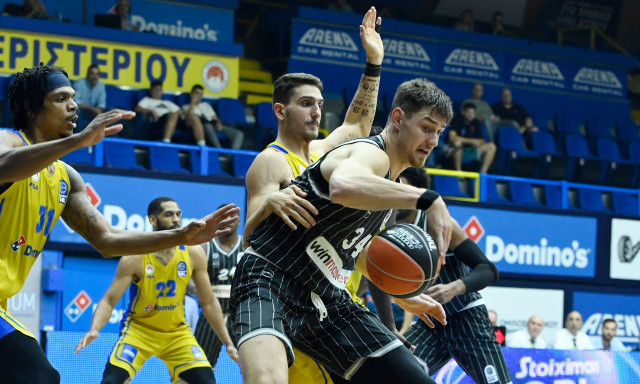 GBL: Τρία «διπλά» στην πρεμιέρα, φτερούγισαν οι «δικέφαλοι»