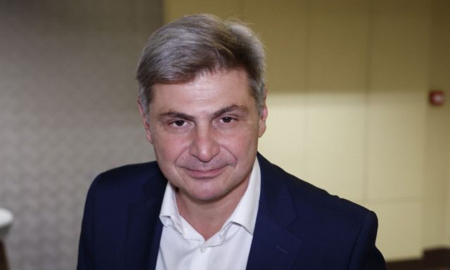 Νικόλας Φαραντούρης: Κατέθεσε 34 υπογραφές και πόθεν έσχες