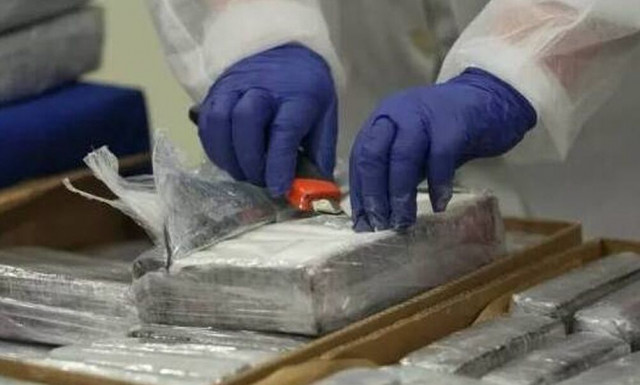 Κατάσχεση 4 τόνων κοκαΐνης σε φορτηγό πλοίο ανοικτά των Καναρίων