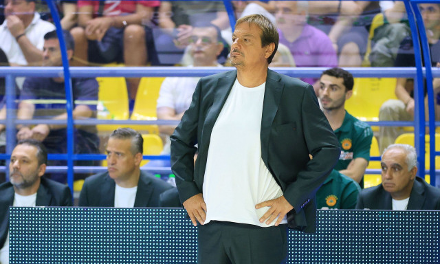 Εργκίν Αταμάν: «Δεν παίζουμε καλό μπάσκετ κι αυτό είναι επικίνδυνο για το μέλλον»