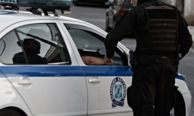 Λευκάδα: 17χρονος επιτέθηκε μαζί με 3 άτομα στον πατέρα της κοπέλας του – Τον χτύπησαν με λοστούς