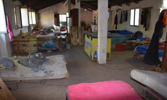 Τρόμος στη Βοιωτία: 11 εργάτες γης αιχμάλωτοι δουλεμπόρων - Δύο ανήλικοι ανάμεσά τους