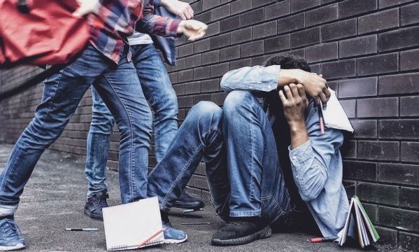 Safe Youth: Πώς λειτουργεί η εφαρμογή για καταγγελίες κατά της βίας