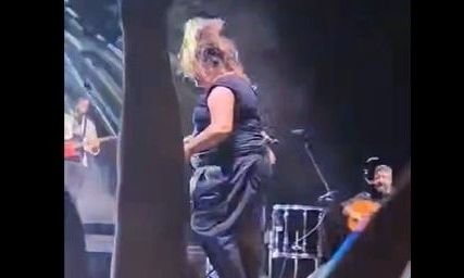 Ματούλα Ζαμάνη: «Σας ευχαριστώ παιδιά» - Η πρώτη αντίδρασή της μετά τη συναυλία στον Λυκαβηττό