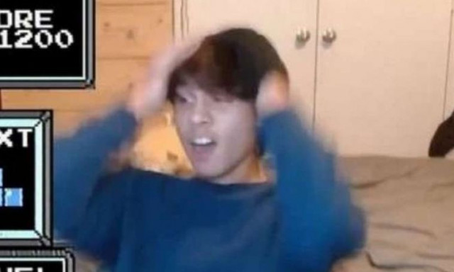 Έμεινε «παγωτό»: 13χρονος έγινε ο πρώτος παίχτης που τερμάτισε στο «Tetris» και δεν το πίστευε