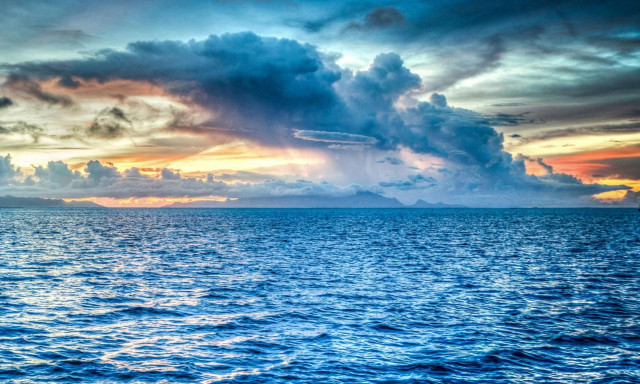 Τα χιλιάδες κοντέινερ που έχουν χαθεί στη θάλασσα, επιβαρύνουν το περιβάλλον