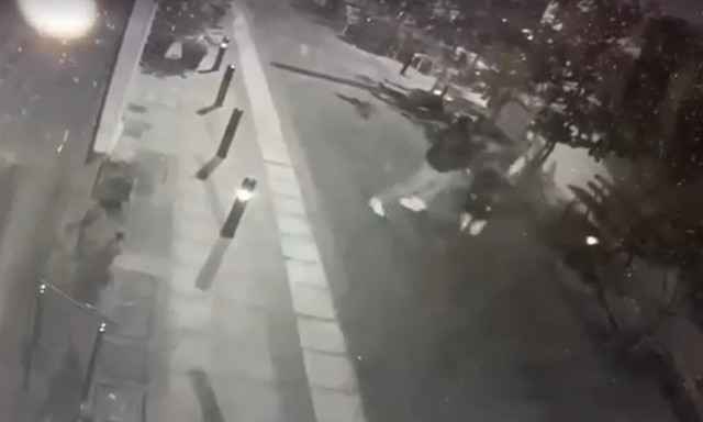 Κυψέλη: Ποινική δίωξη για ανθρωποκτονία από πρόθεση στα δυο αδέρφια που σκότωσαν τον 28χρονο