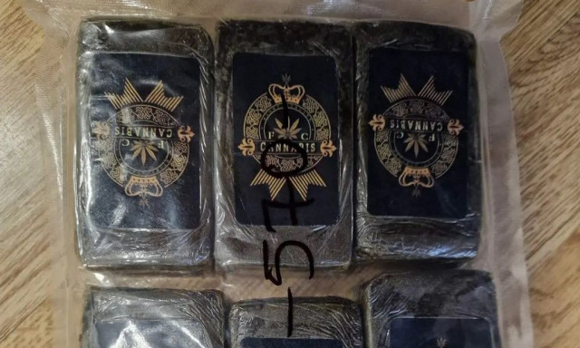 Συνελήφθη 27χρονος που έκρυβε 48 κιλά κάνναβη και 3 κιλά κοκαΐνης στο σπίτι του