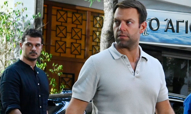 ΣΥΡΙΖΑ: Ένταση από... κασσελίστας πριν την κρίσιμη Κεντρική Επιτροπή