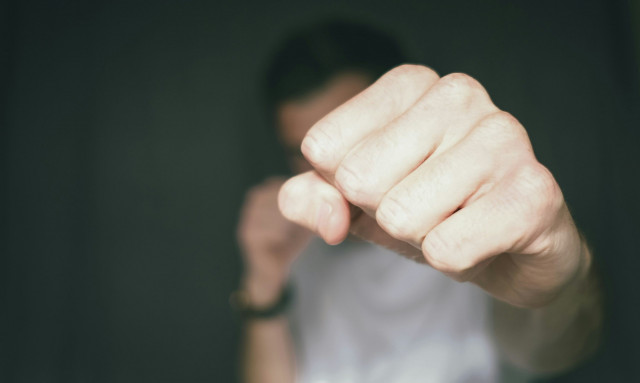 Κρήτη: Επίθεση σε επιχειρηματία έξω από εργοστάσιο - Συνελήφθη δικηγόρος-συνεργάτιδά του!