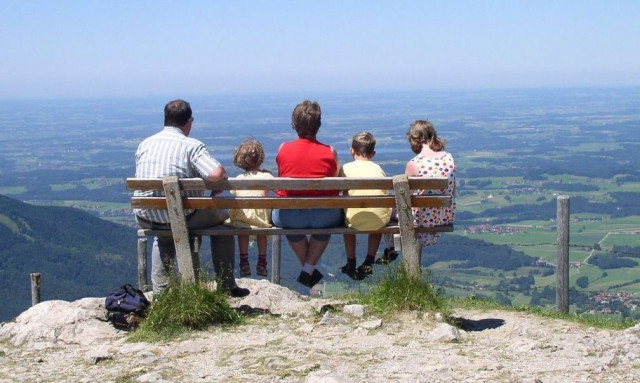 O Αντώνης Ντιούδης, πρόεδρος της Πανελλαδικής Ομοσπονδίας Τριτέκνων μίλησε στο Newsbomb.gr