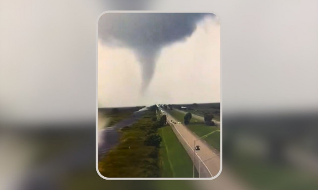 Φλόριντα: Τρομακτικός ανεμοστρόβιλος λίγες ώρες πριν την επέλαση του τυφώνα Μίλτον