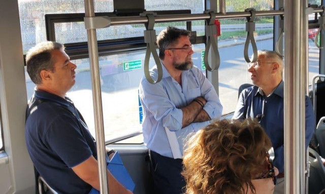 «Μπροστινή Πόρτα»: Ενθαρρυντικά τα αποτελέσματα για τον έλεγχο της εισιτηριοδιαφυγής στην Αθήνα