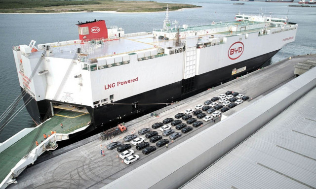 Δεν θα ακριβύνουν τα κινεζικά ηλεκτρικά μετά τους δασμούς