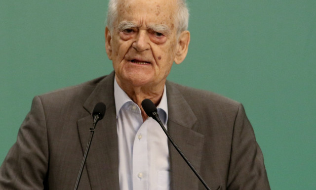 Εκλογές ΠΑΣΟΚ: Στο πλευρό του Ανδρουλάκη ο Απόστολος Κακλαμάνης - Στηλιτεύει Δούκα