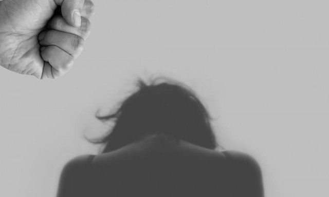 Οργάνωσε τη δολοφονία της συζύγου και ταξίδεψε στη Σουηδία για να τη σκοτώσει