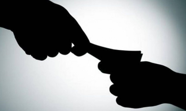 Σε εξέλιξη μεγάλη αστυνομική επιχείρηση στην Κέρκυρα - Εγκληματική οργάνωση με υπαλλήλους ΔΟΥ