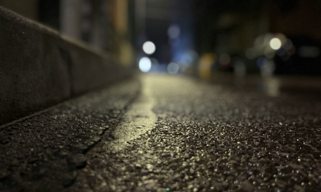 Τροχαίο στην Αττική Οδό - Σε σοβαρή κατάσταση οδηγός μηχανής