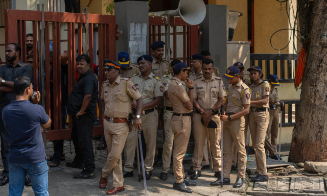 Εκτέλεσαν πολιτικό στη μέση του δρόμου - Γνωστός για τα πολυτελή πάρτι και δεσμούς με το Bollywood