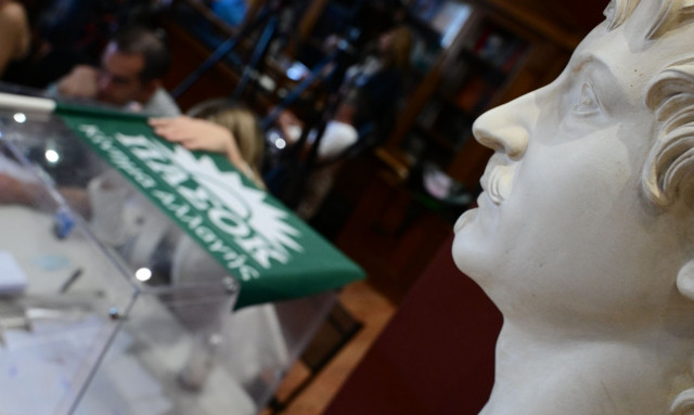 Εκλογές ΠΑΣΟΚ: Χάθηκε το στοίχημα της συμμετοχής