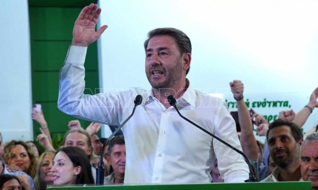 Αποτελέσματα εκλογών ΠΑΣΟΚ - Ανδρουλάκης: Ενωμένοι θα πάμε ψηλότερα