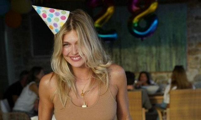 Κλέλια Ανδριολάτου: Έκλεισε τα 28 και ξεφάντωσε στην Μύκονο - Οι αναρτήσεις από το πάρτι